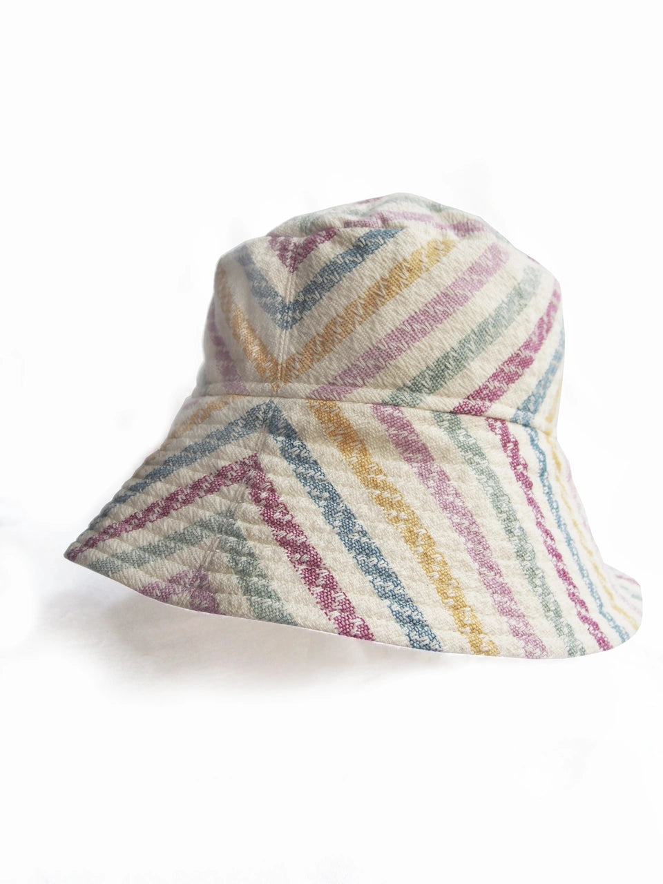 STRIPE BUCKET HAT, CANDY – New (AA)